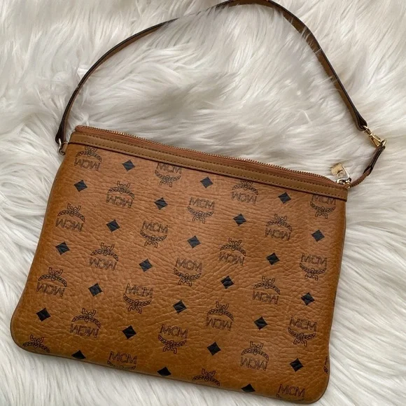 MCM Brown Monogram shoulder Bag - Picture 2 of 14